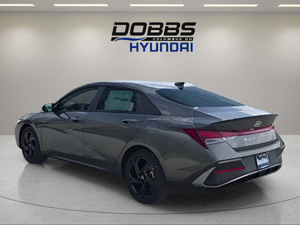 Certified 2026 Hyundai Elantra Sport FWD image 3