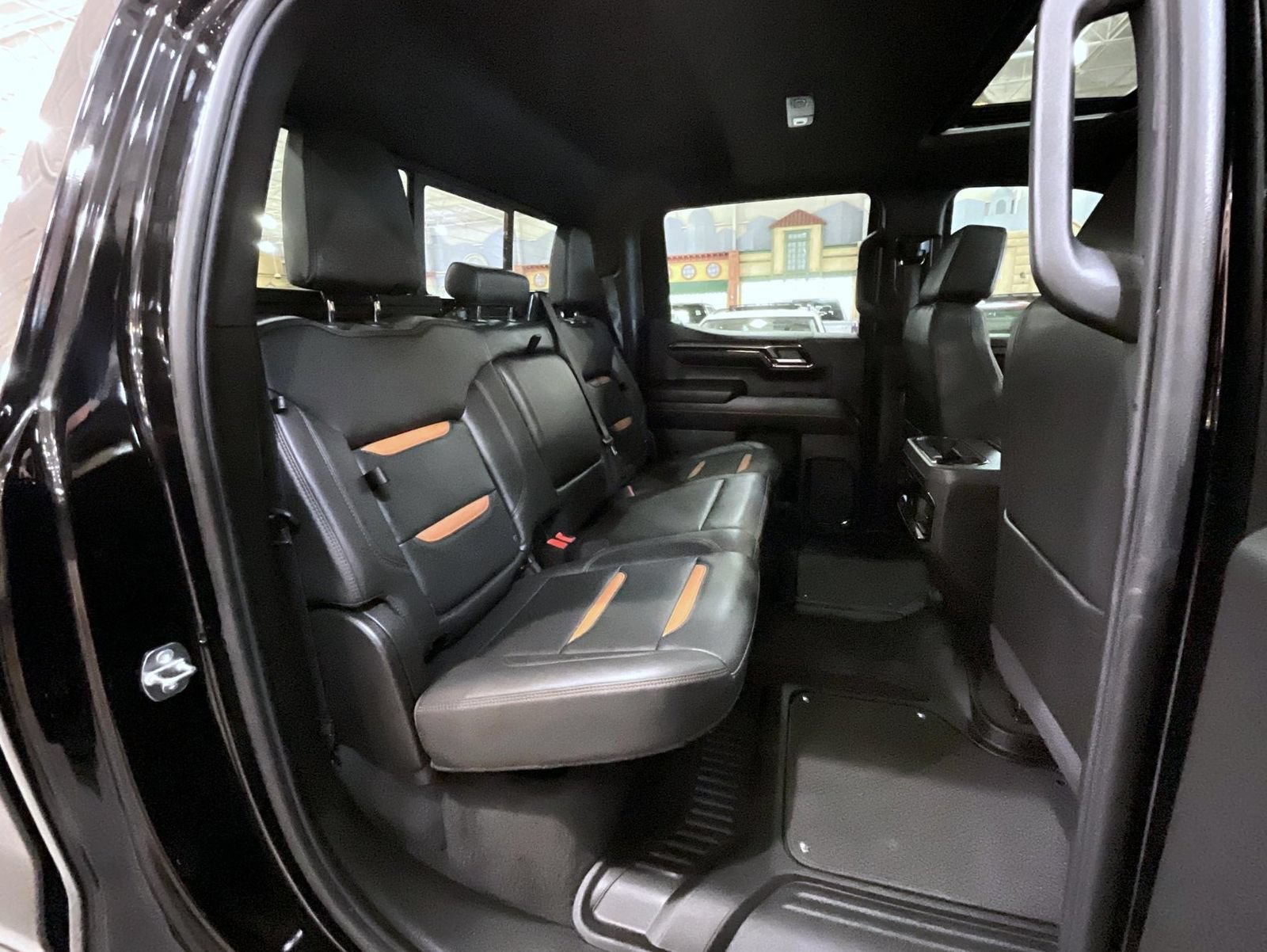 Certified 2024 GMC Sierra 1500 AT4 w/ Technology Package AWD/4WD image 18