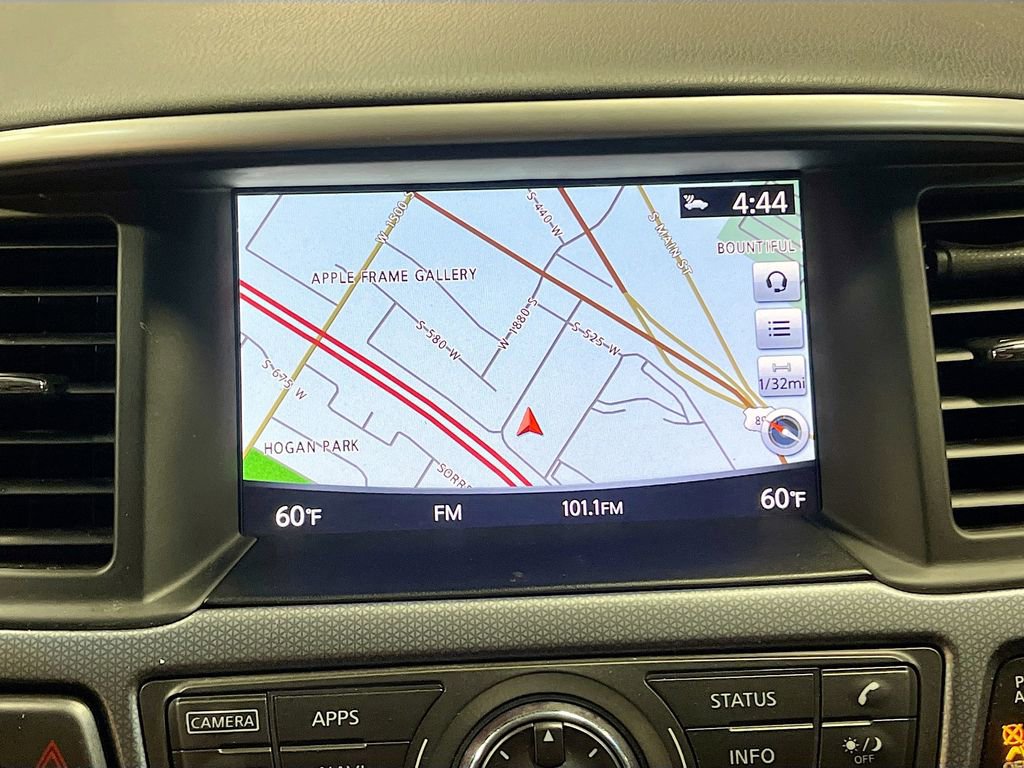 Used 2018 Nissan Pathfinder SL AWD/4WD image 13