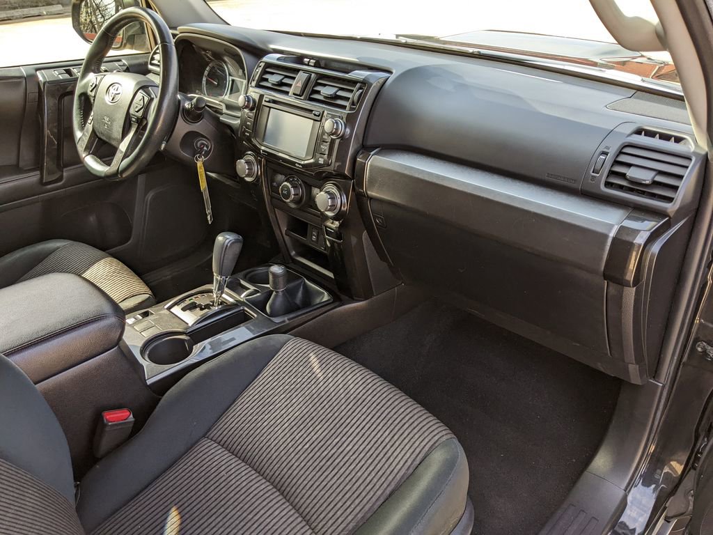 Used 2014 Toyota 4Runner Trail image 21