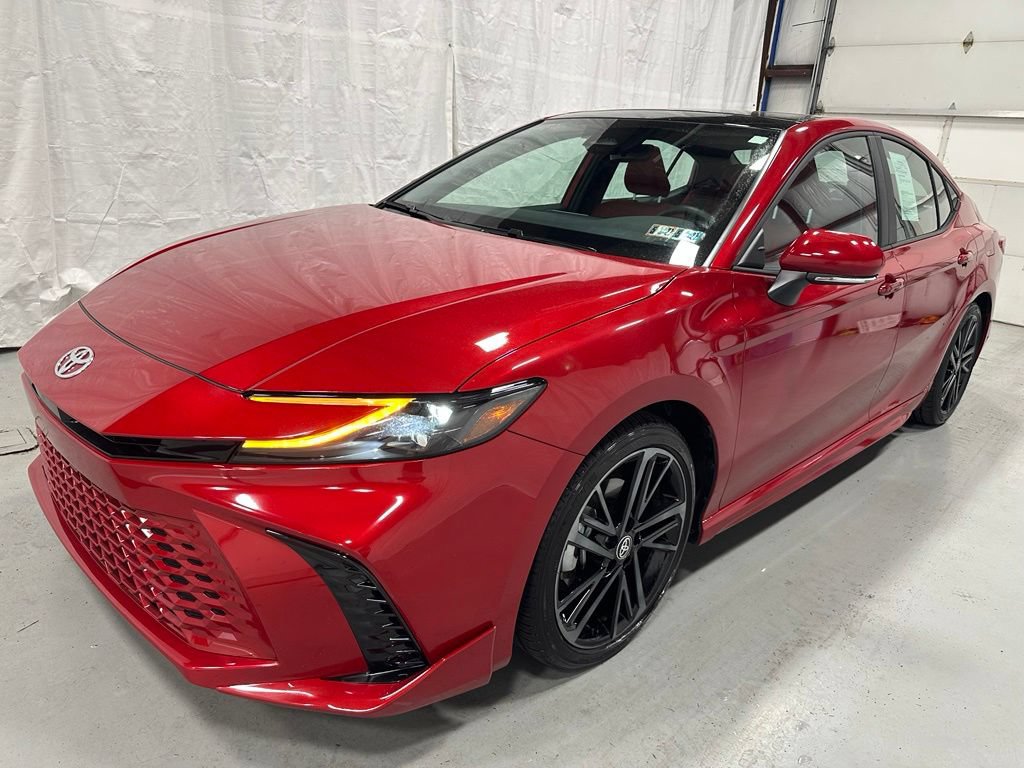 Used 2026 Toyota Camry XSE FWD image 3