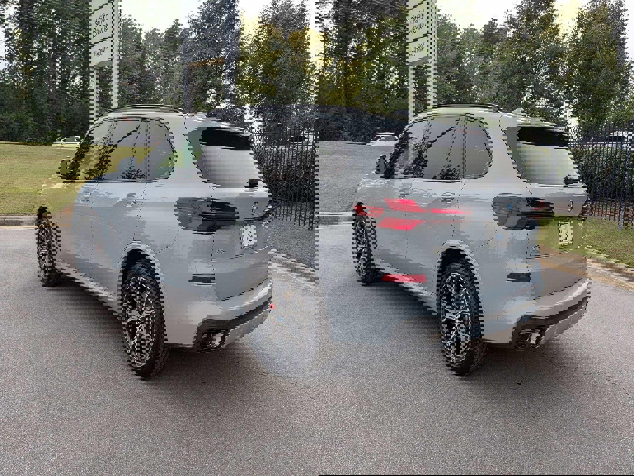 New 2026 BMW X5 xDrive40i w/ M Sport Package image 5