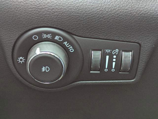 New 2026 Jeep Compass Latitude image 24