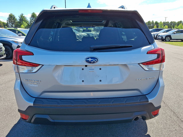 Certified 2023 Subaru Forester Premium AWD/4WD image 6