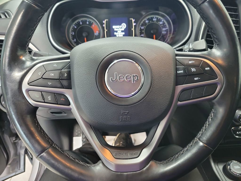 Used 2021 Jeep Cherokee Latitude Lux video 3