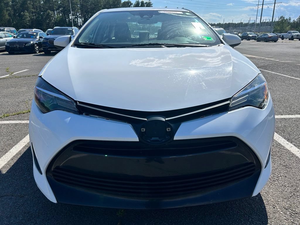 Used 2019 Toyota Corolla LE FWD image 1