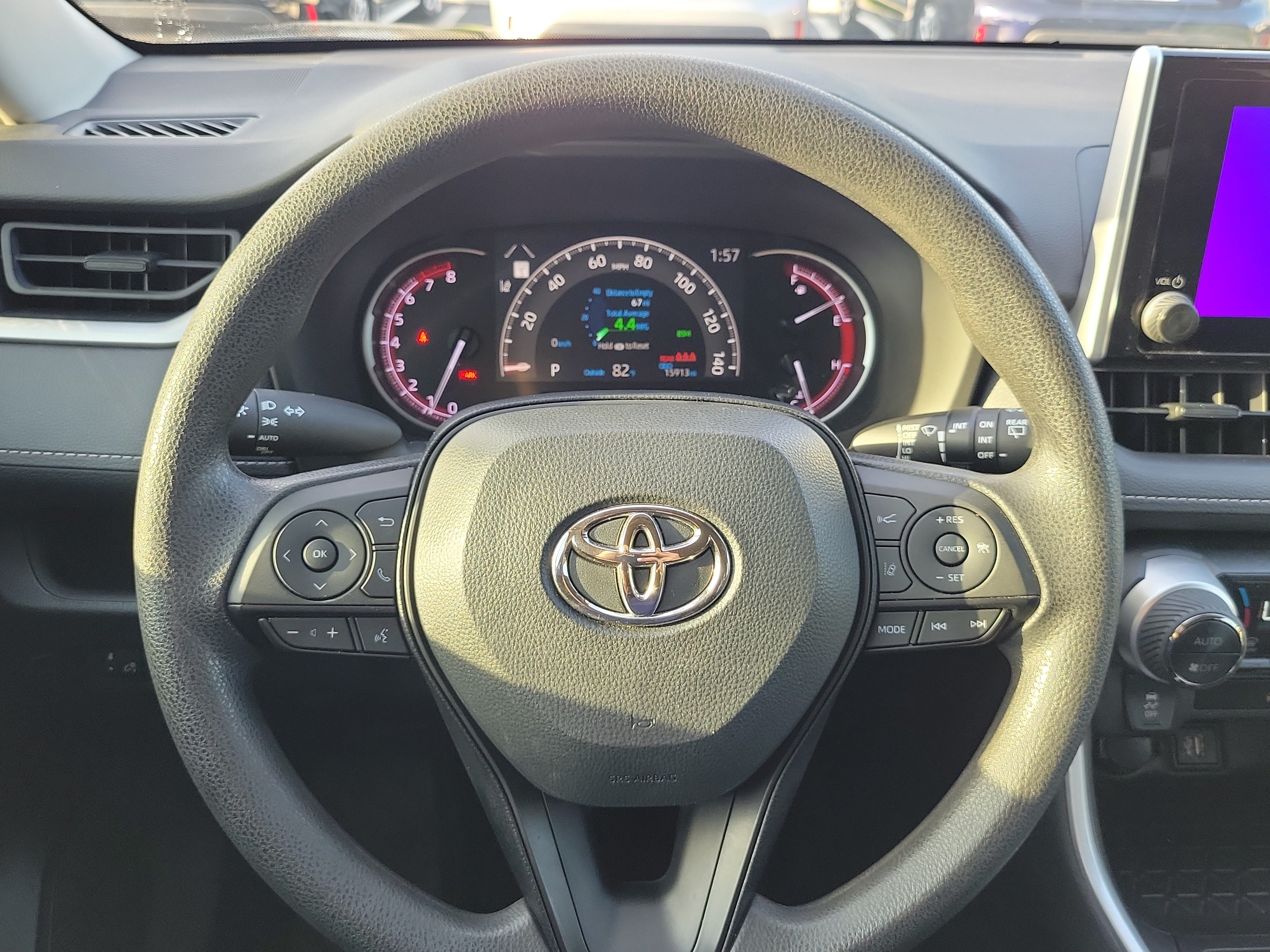 Used 2023 Toyota RAV4 XLE FWD image 23