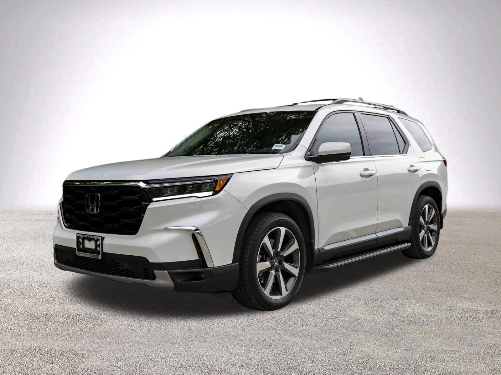 Used 2025 Honda Pilot Elite image 5