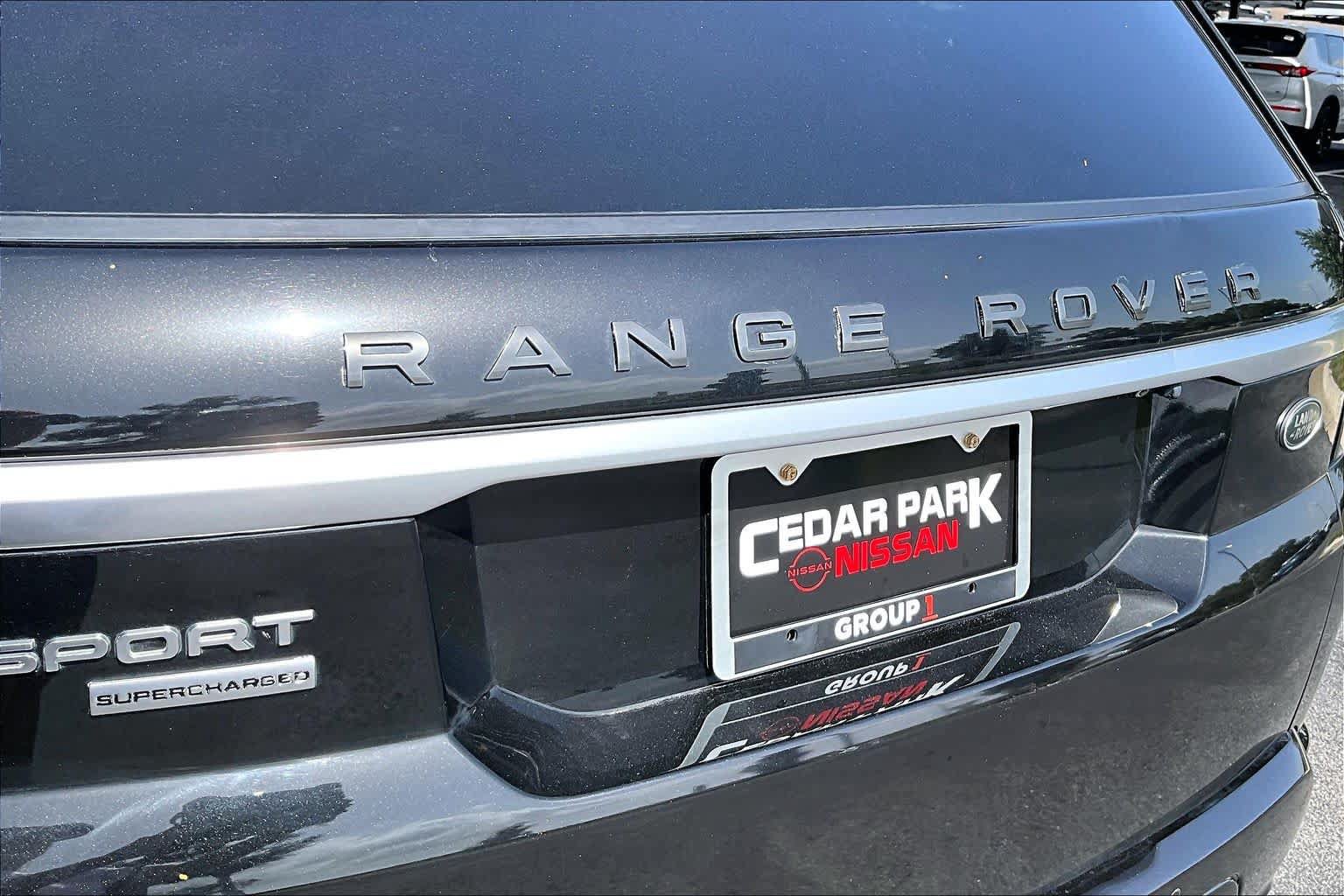 Used 2019 Land Rover Range Rover Sport Supercharged AWD/4WD image 31
