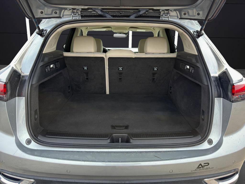 Used 2023 Buick Envision Preferred image 22