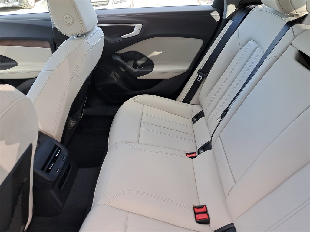 New 2025 Audi A5 2.0T Premium image 27