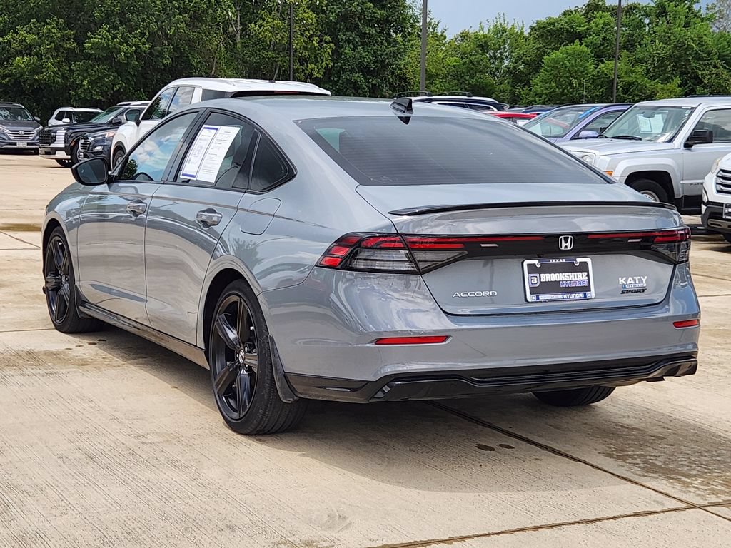 Used 2024 Honda Accord Sport image 9