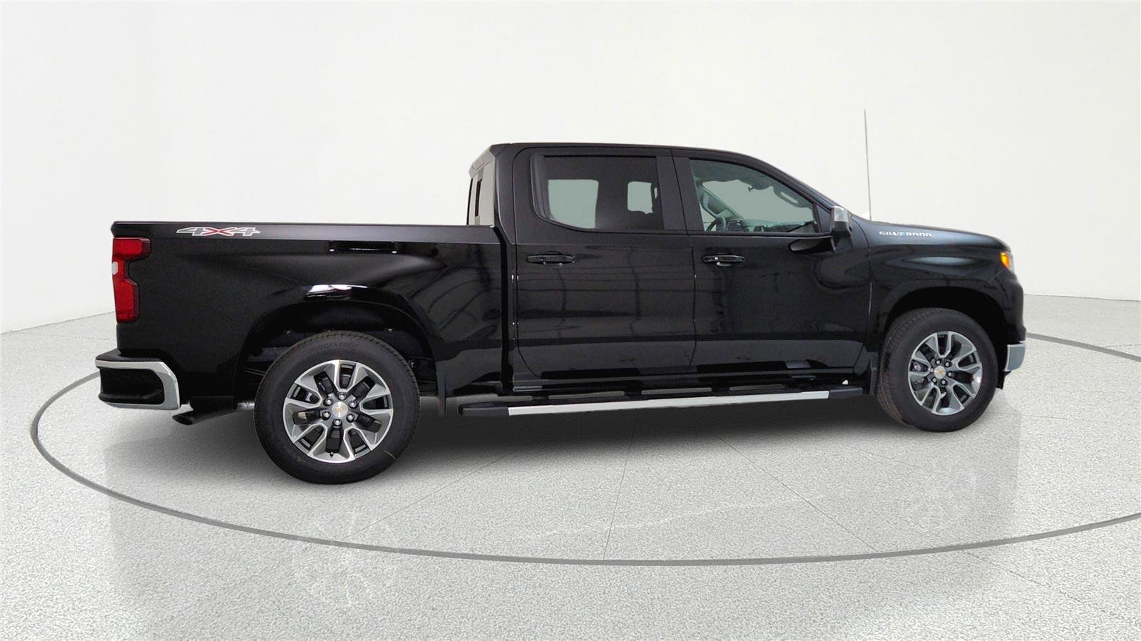 New 2026 Chevrolet Silverado 1500 LT w/ Leather Package AWD/4WD image 4