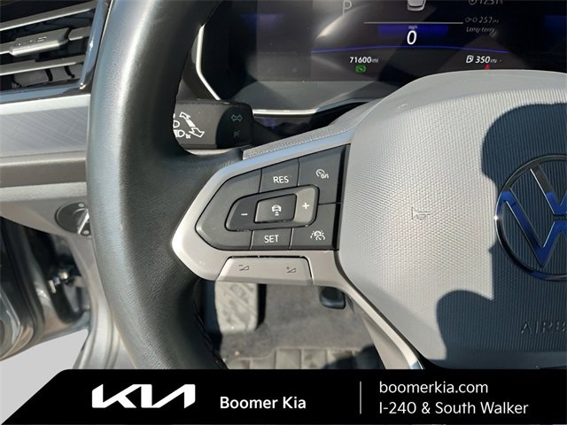 Used 2024 Volkswagen Jetta SE image 19