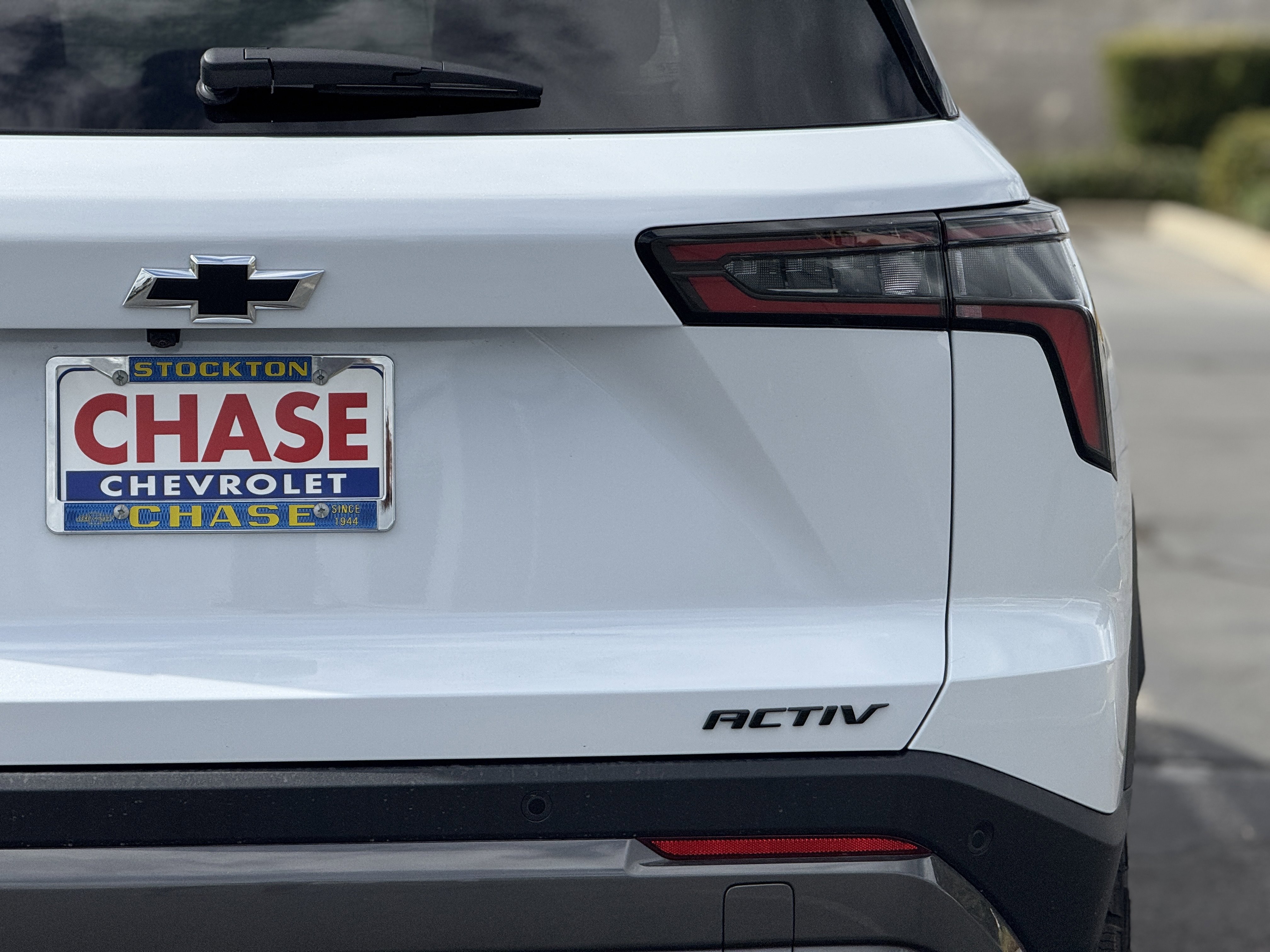 New 2026 Chevrolet Equinox ACTIV w/ LPO, Floor Liner Package image 7