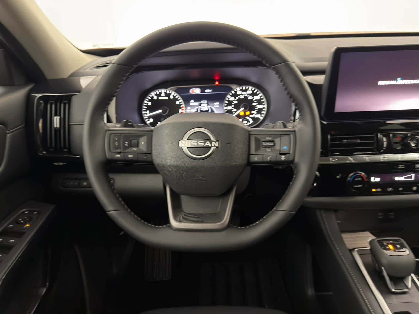 New 2026 Nissan Pathfinder SV image 18