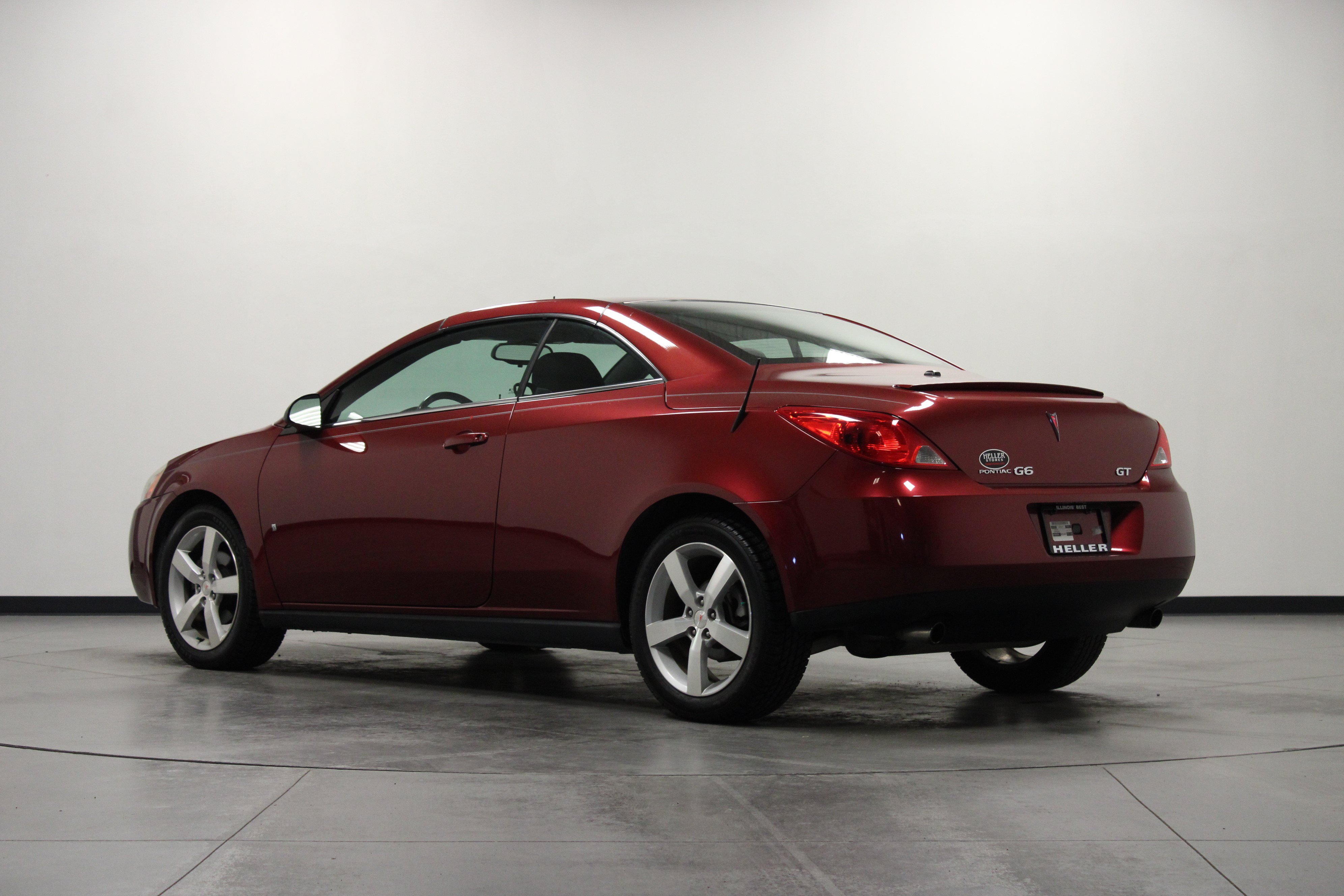 Used 2008 Pontiac G6 GT w/ Sport Package FWD image 6