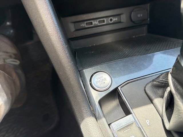 Used 2018 Volkswagen Tiguan SE w/ Panoramic Sunroof Package AWD/4WD image 37