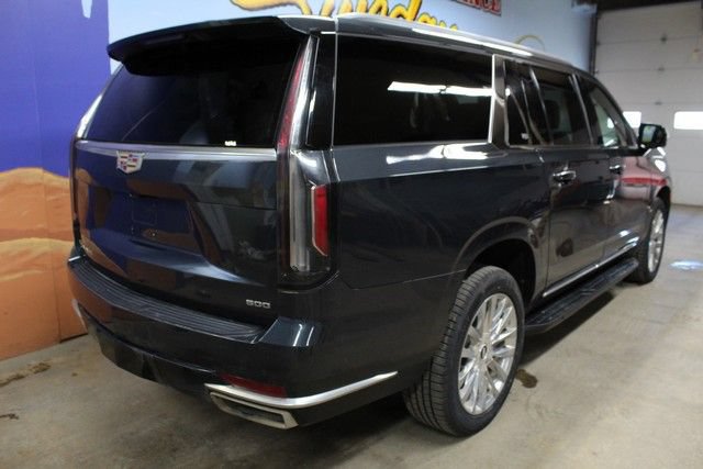 Certified 2022 Cadillac Escalade ESV Premium Luxury AWD/4WD image 5