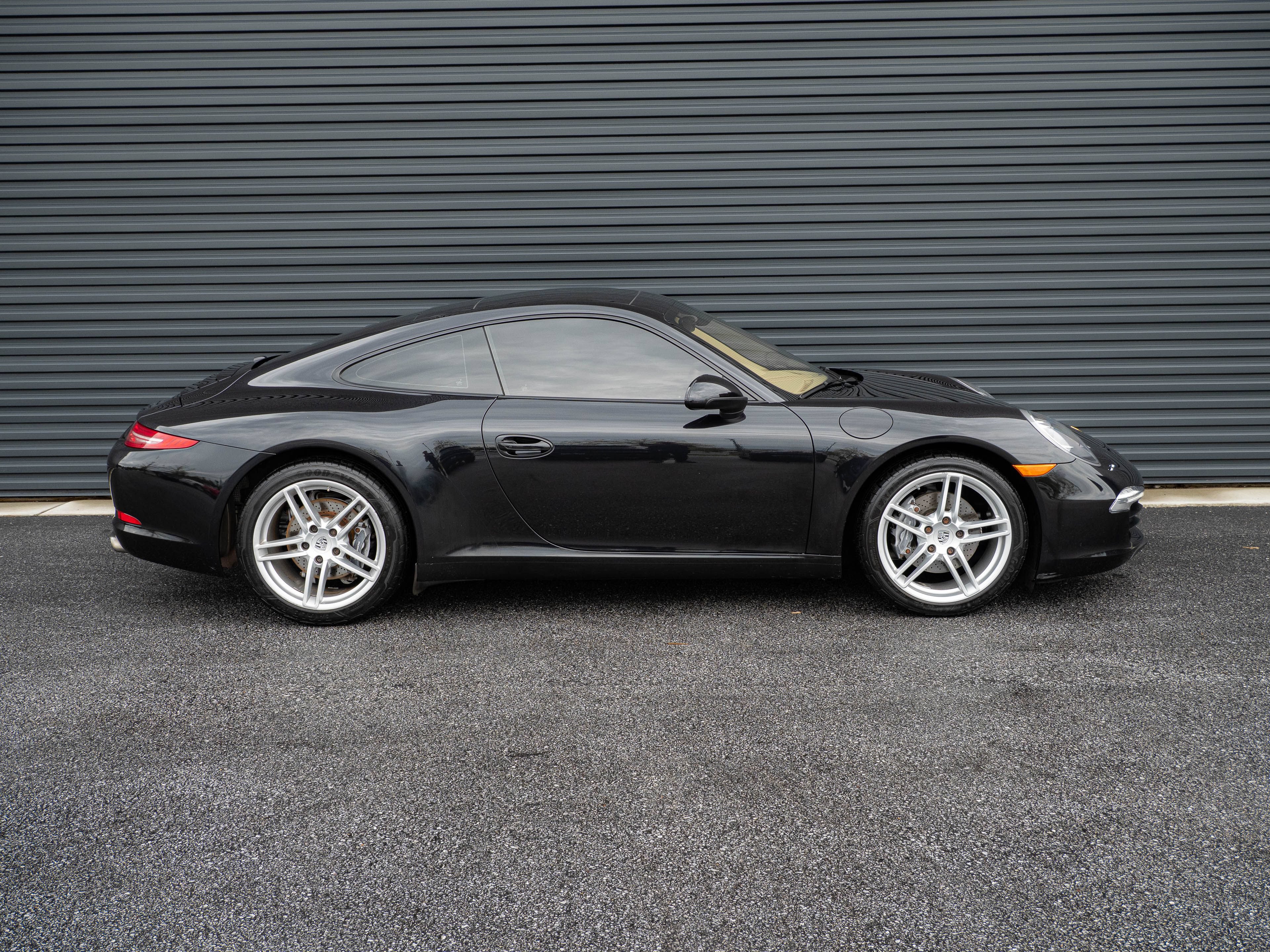 Used 2013 Porsche 911 Carrera RWD image 22