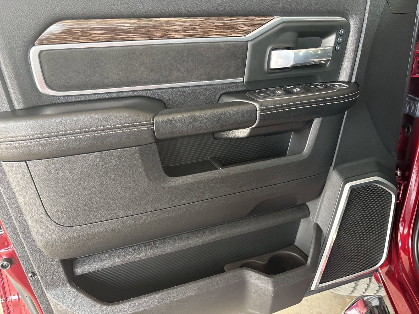 Used 2021 RAM 2500 Laramie image 9