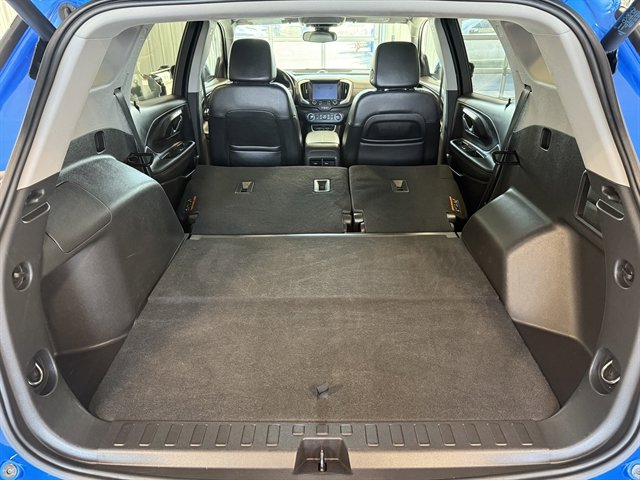 Used 2024 GMC Terrain SLT image 19