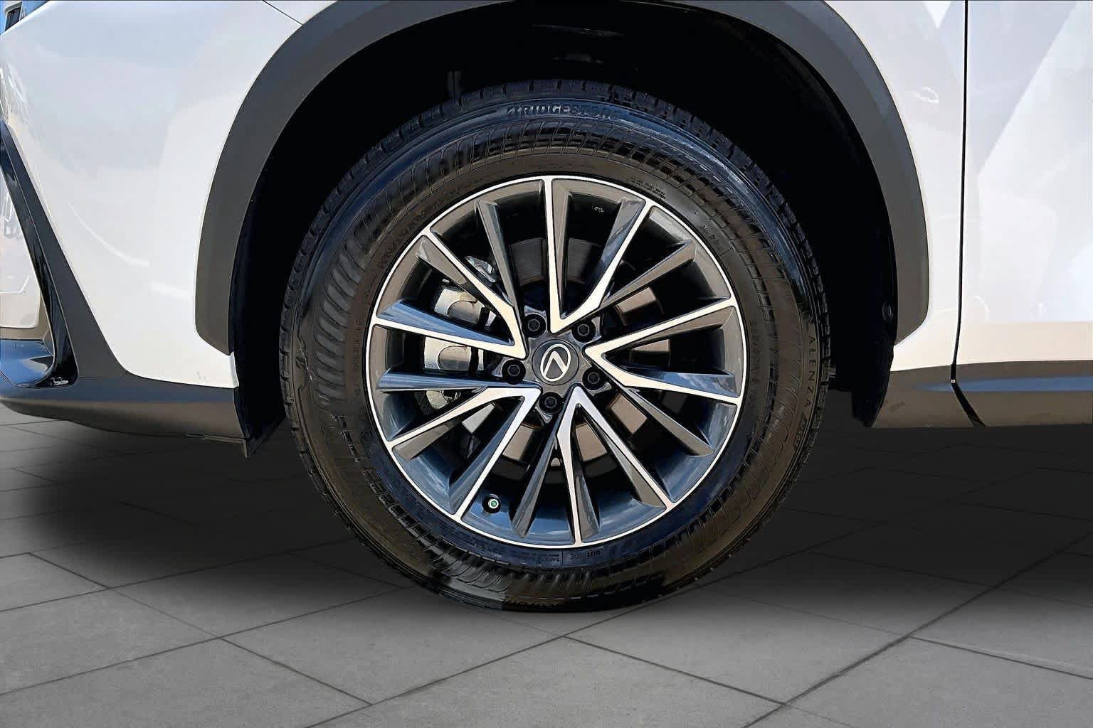 Used 2026 Lexus NX 350 AWD w/ Accessory Package (Z1) image 11