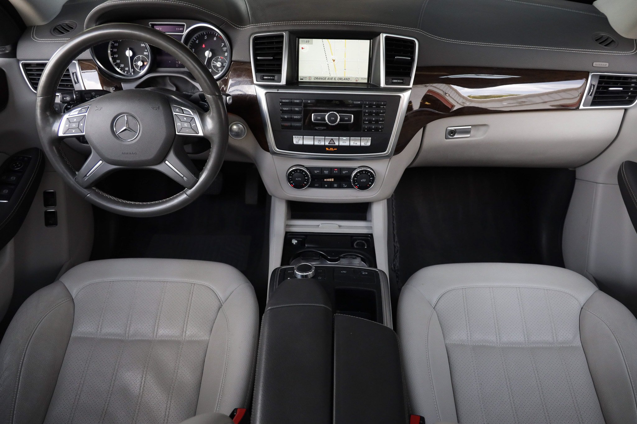 Used 2015 Mercedes-Benz GL 450 4MATIC image 24