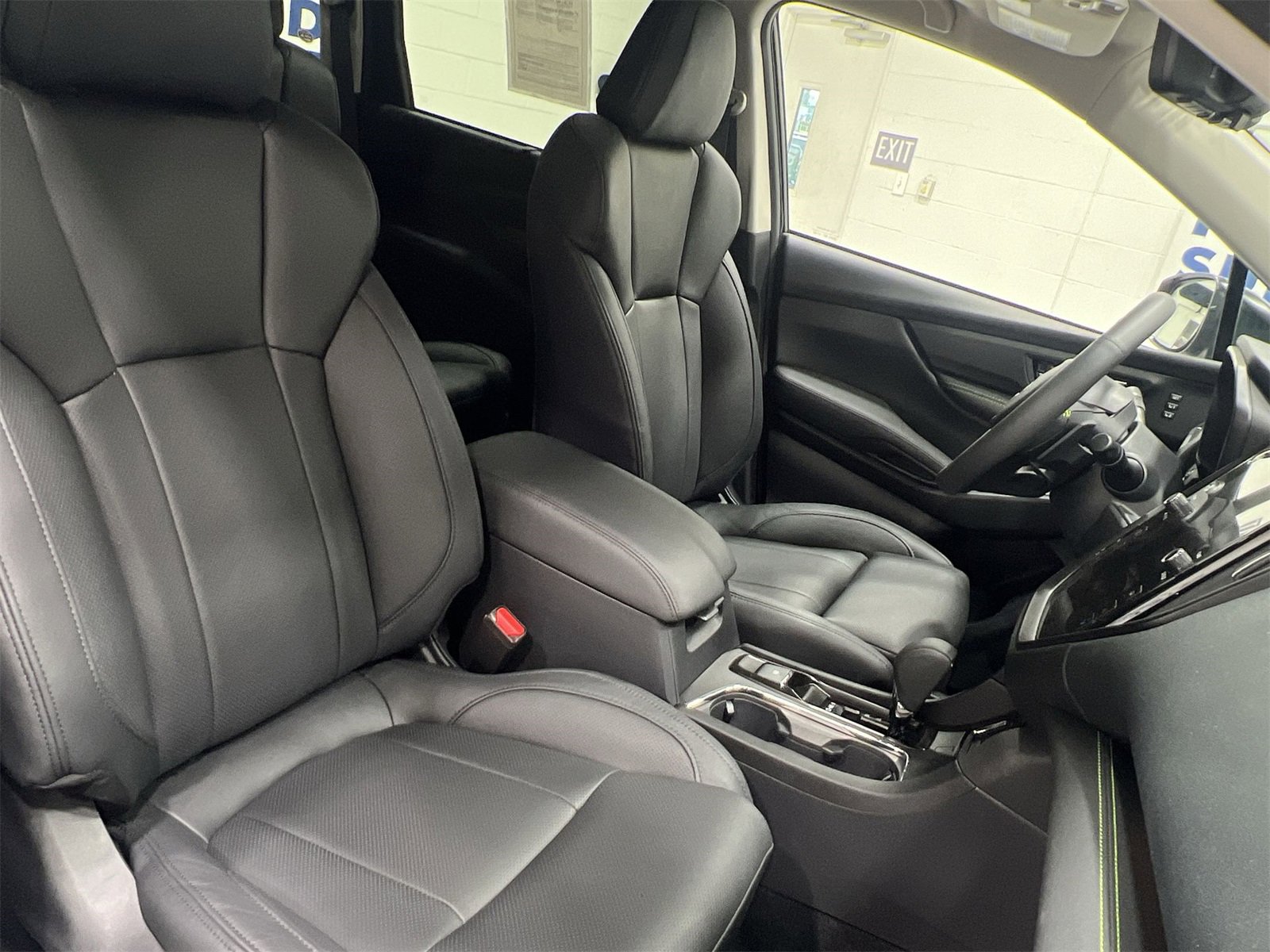 Used 2025 Subaru Ascent Bronze Edition image 26