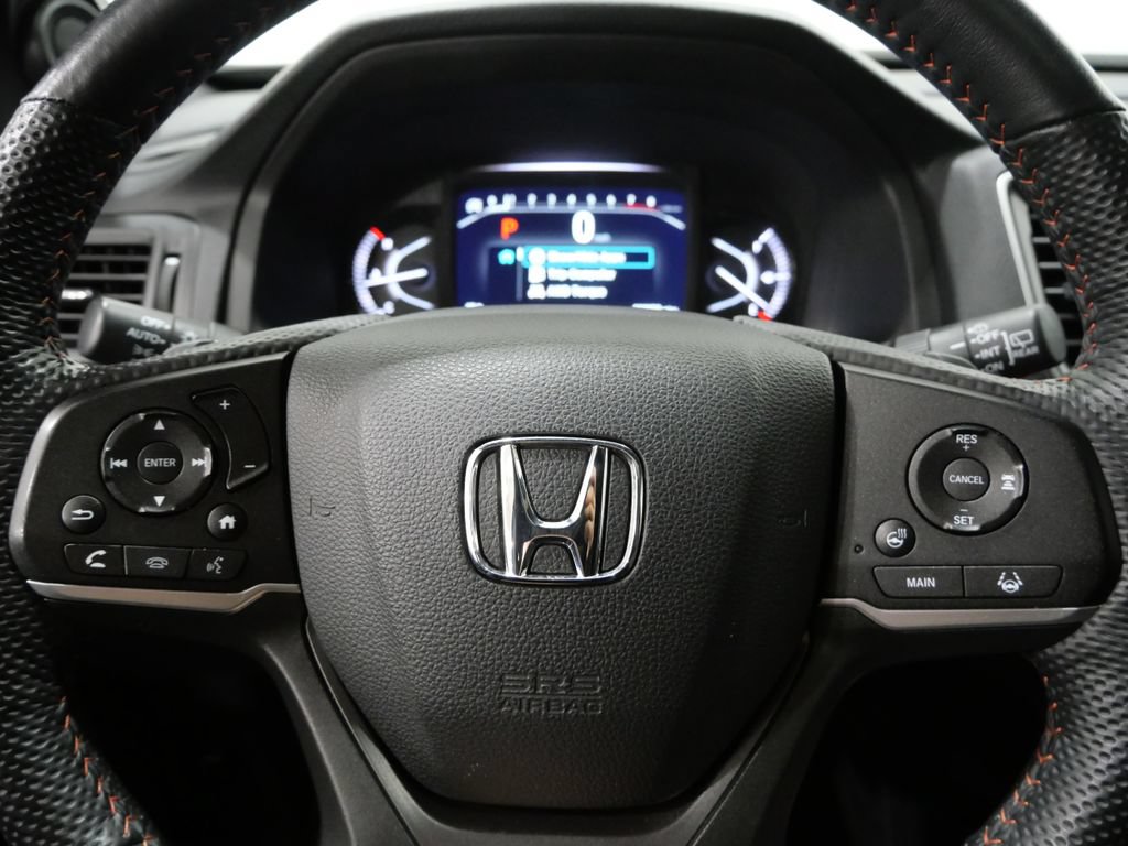 Used 2025 Honda Passport TrailSport image 17