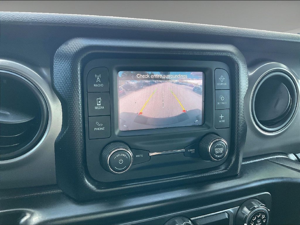 Used 2021 Jeep Wrangler Unlimited Sport AWD/4WD image 18