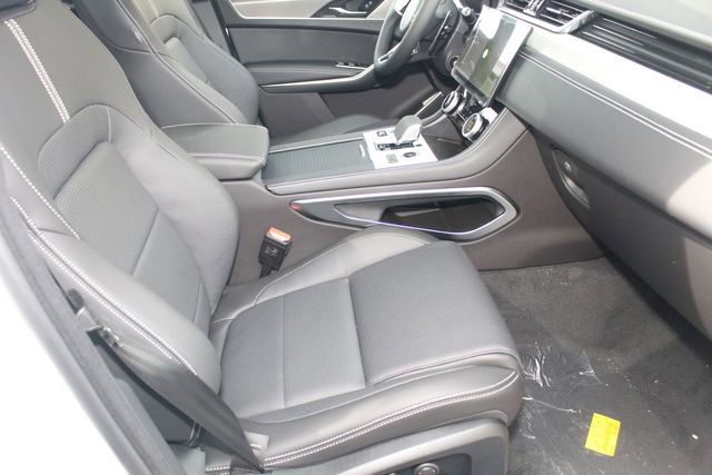 New 2026 Jaguar F-PACE R-Dynamic S image 3