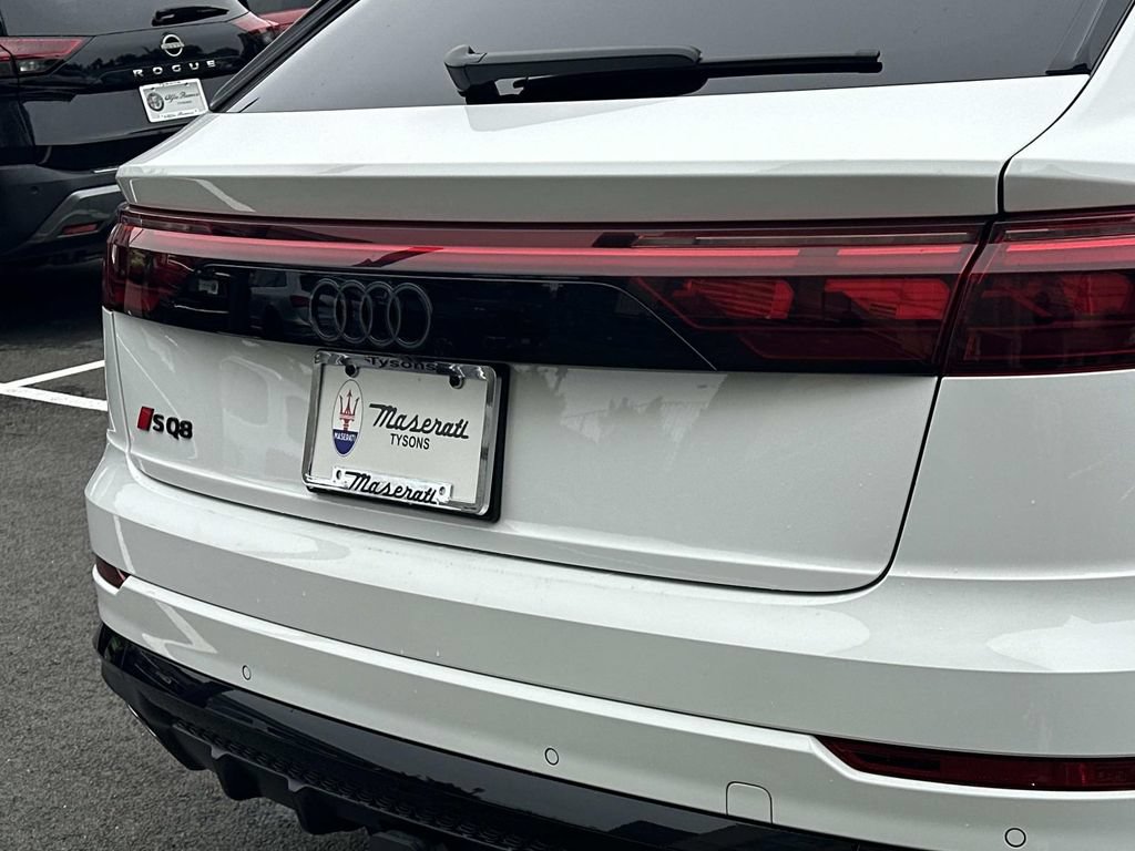 Used 2024 Audi SQ8 Prestige AWD/4WD image 12