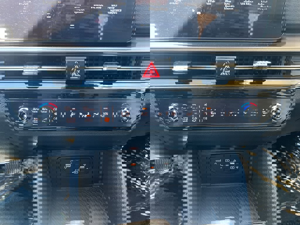 New 2026 Kia Sportage EX image 21