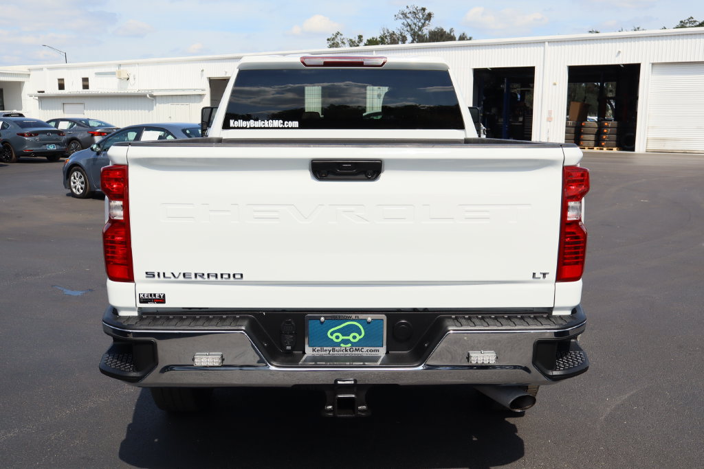 Used 2023 Chevrolet Silverado 2500 LT AWD/4WD image 8