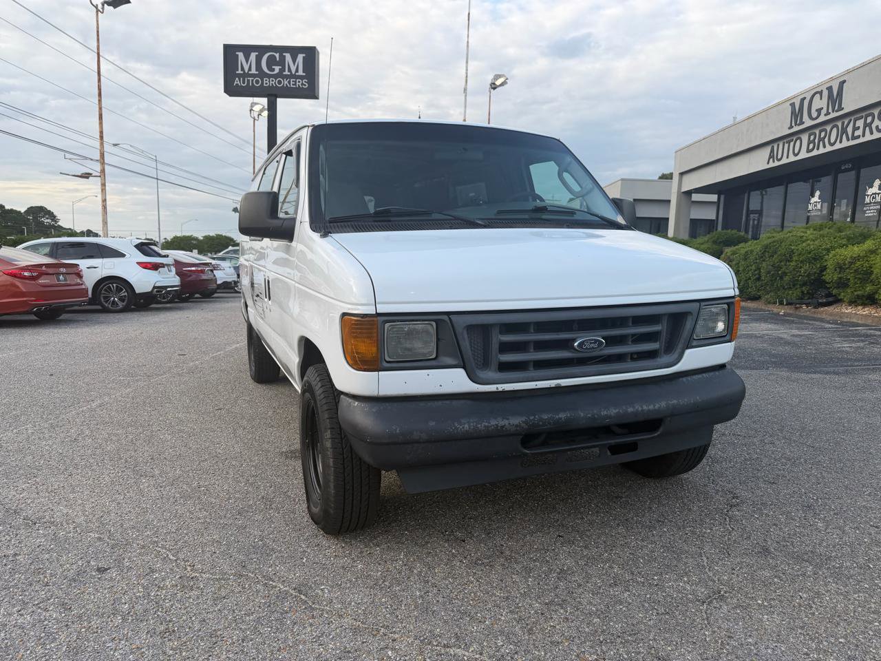 Used 2007 Ford E-250 and Econoline 250 RWD image 4
