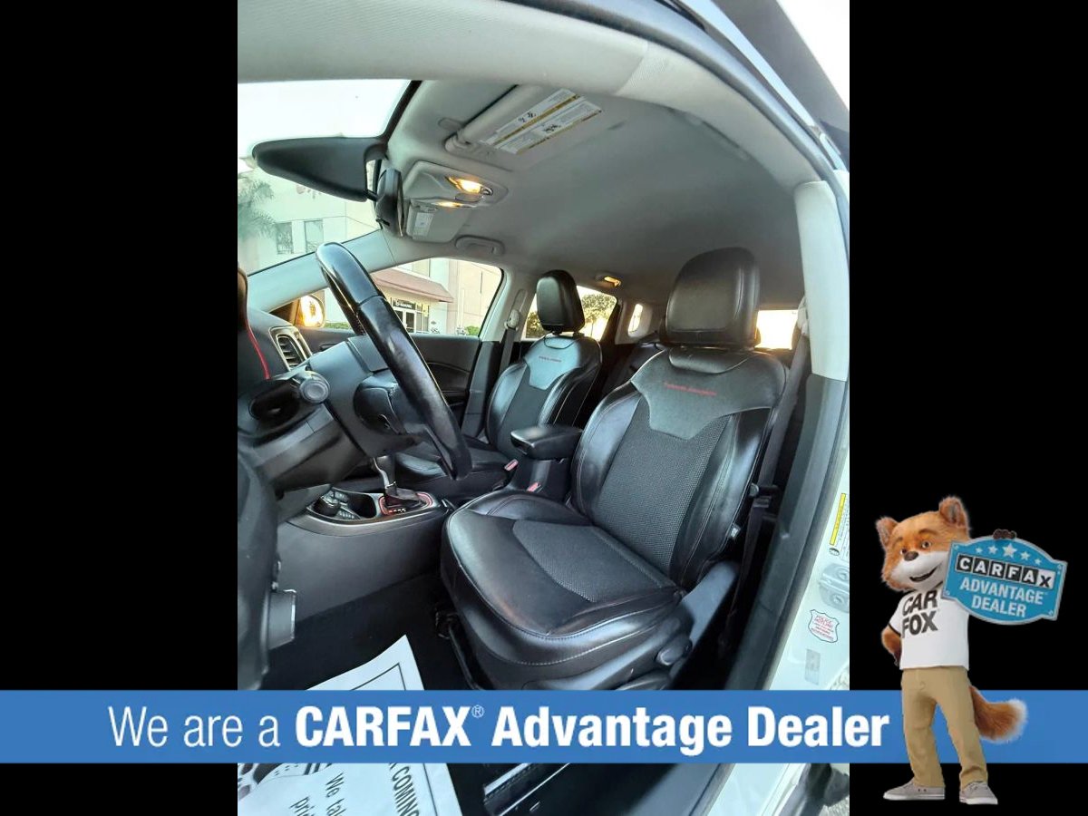 Used 2020 Jeep Compass Trailhawk AWD/4WD image 54