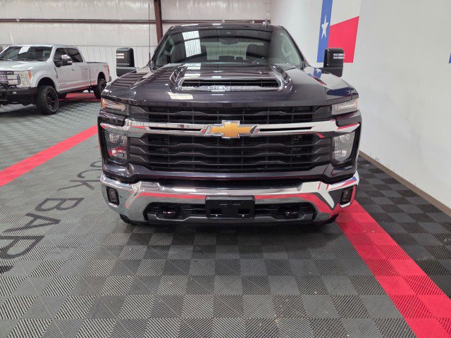 Used 2024 Chevrolet Silverado 2500 LT image 17