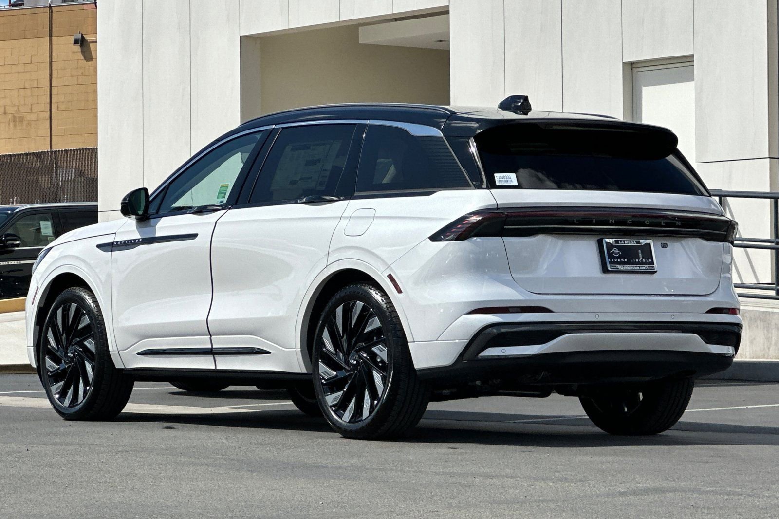 New 2026 Lincoln Nautilus Black Label w/ Jet Appearance Package image 5
