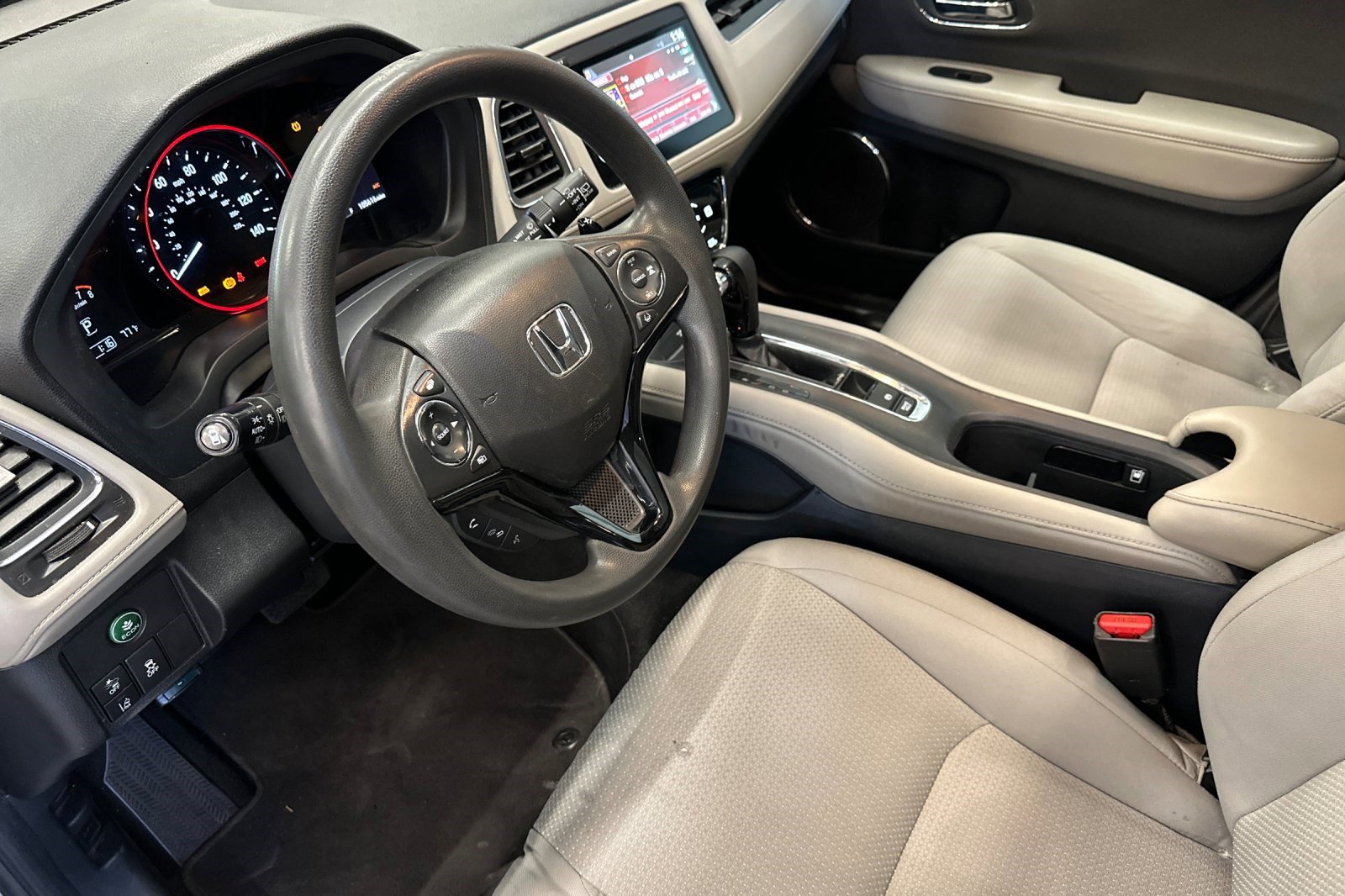Used 2022 Honda HR-V EX image 5