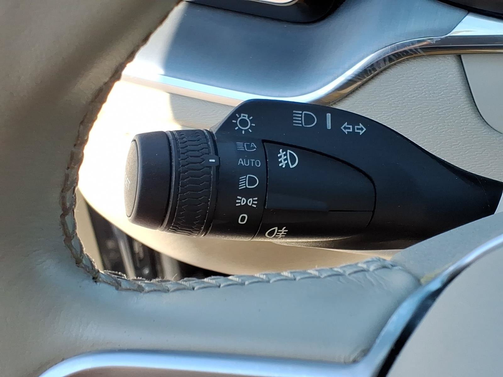 Used 2020 Volvo XC60 T5 Momentum FWD image 16