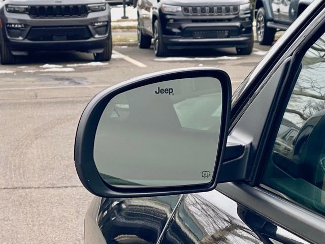 New 2026 Jeep Compass Latitude w/ Sun and Sound Group image 14