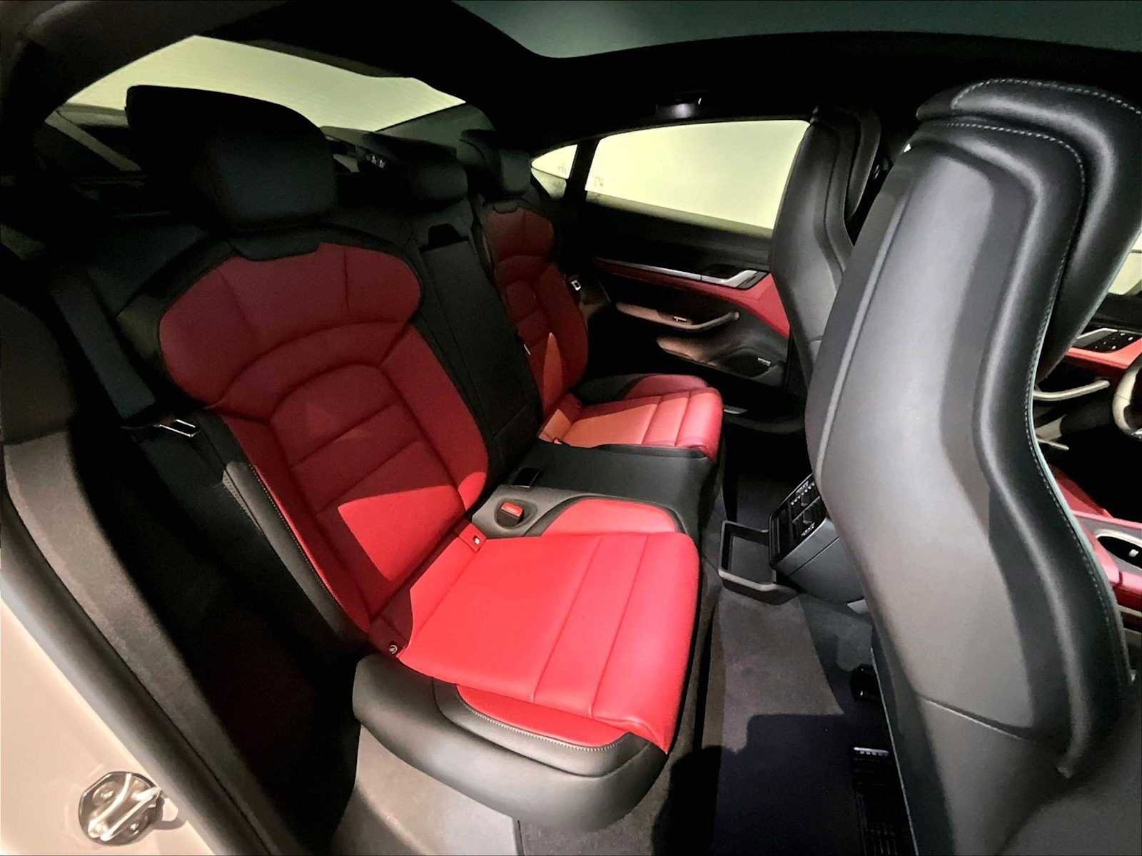 New 2026 Porsche Taycan image 28