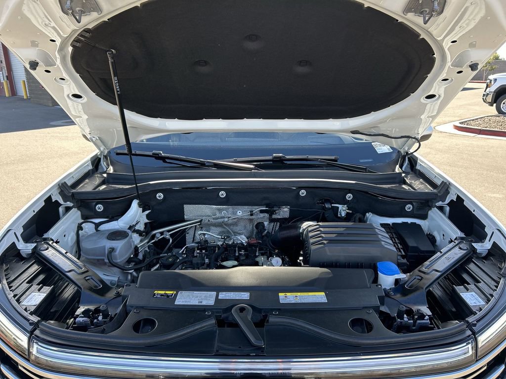 Used 2024 Volkswagen Atlas SEL image 31