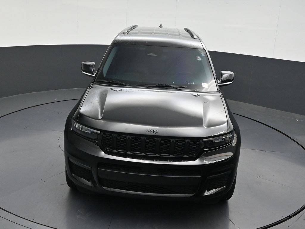 Used 2022 Jeep Grand Cherokee L Limited w/ Black Appearance Package RWD image 28