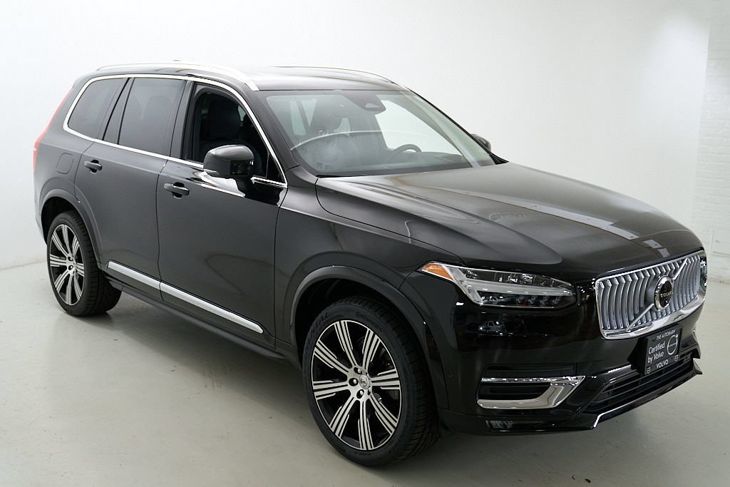 Certified 2023 Volvo XC90 B6 Ultimate w/ Protection Package Premier AWD/4WD image 4