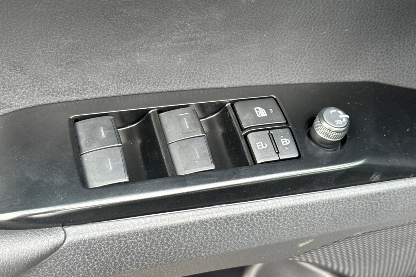New 2026 Toyota Camry SE w/ Multimedia Upgrade Package FWD image 12