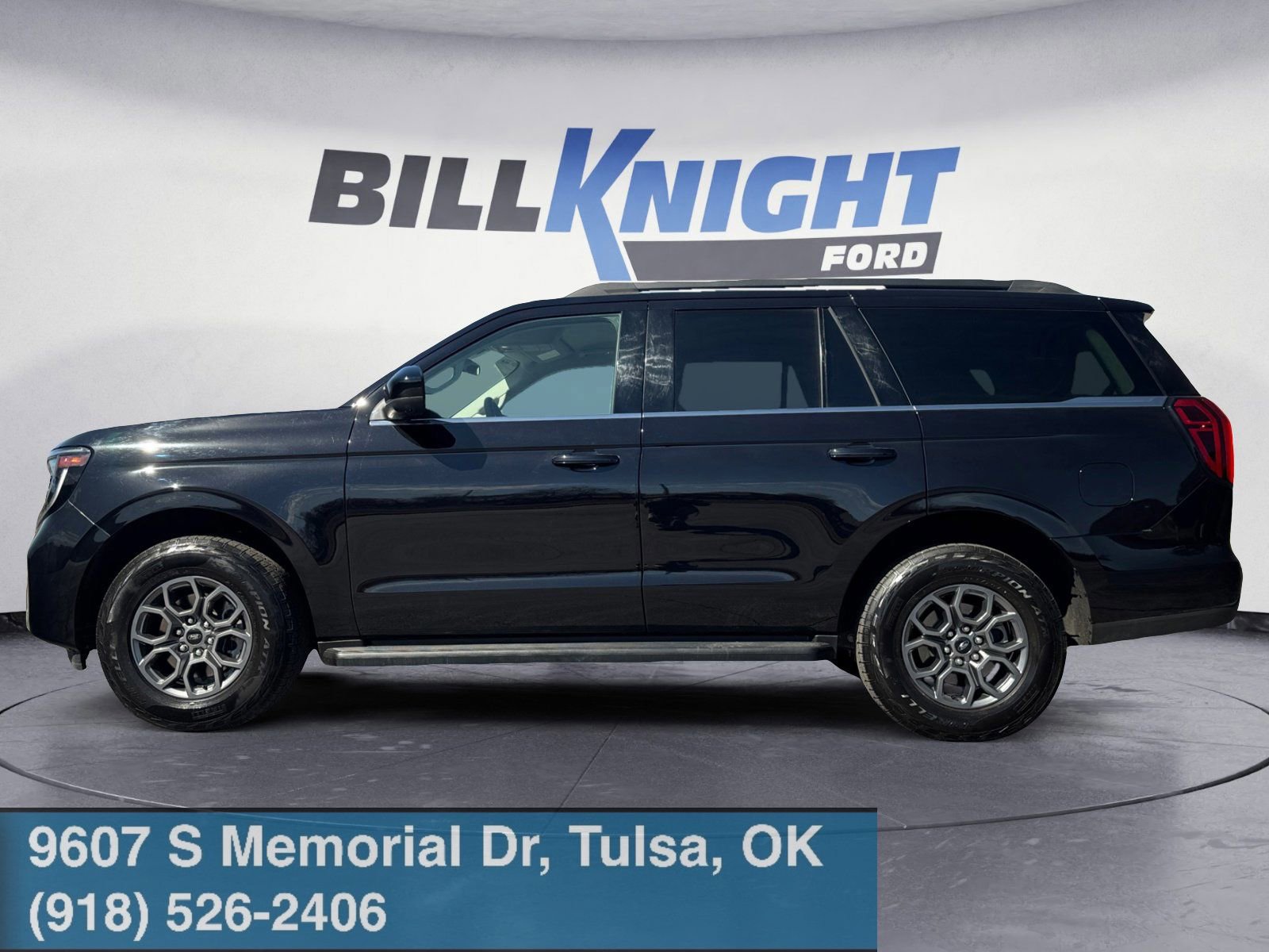 Certified 2025 Ford Expedition Active image 2