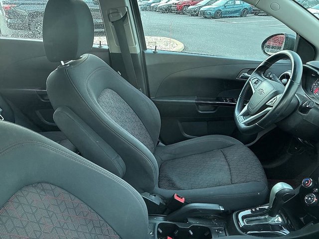 Used 2018 Chevrolet Sonic LT w/ Convenience Package image 22