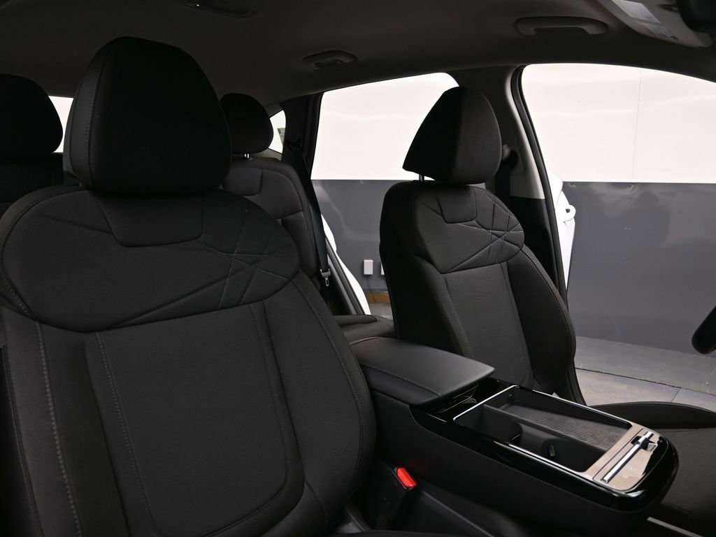 New 2026 Hyundai Tucson Blue SE image 13